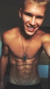 Remi_03 Public Foto 9