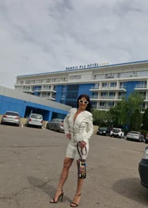 Lissabeta Leather and heels Poză 3