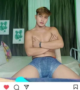 urhardfuckerAsiandaddy Public Pic 5
