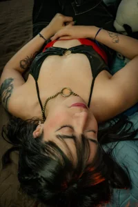 indra_cam 🖤❤️ Immagine  2