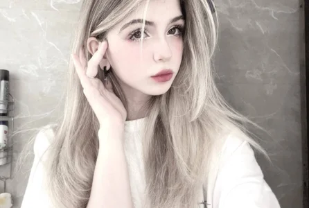 saint_esenia a little more of me ;3 Billede 3