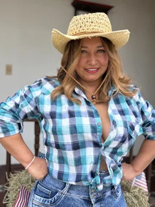 Sexy_Valeshca 🤠🇺🇸 My 4th of July cowgirl session awaits you! Billede 3