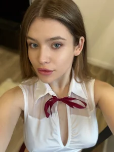 MiaCharmless Public Pic 4