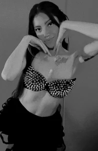 Sian__1 Public Pic 2