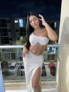 isabella1sexy stunning. Pic 2