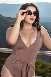 The Beachside PinUp⛱🍷 de EmmaSulivan Foto 5