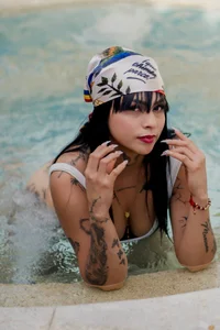 channel_guss Pool Day 🏖️🌸 Billede 6