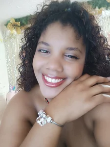 LilythBrown69 An angelic face!! Pic 5