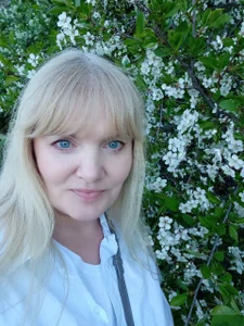 The best gift is blooming de NicoleKind  5 Imagens