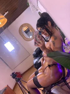 CaroBeachのSexy caro 🫰の 5枚の写真