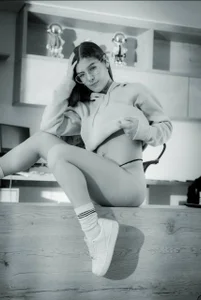Little_Lau1 BLACK & WHITE 🖤🤍 Pic 5