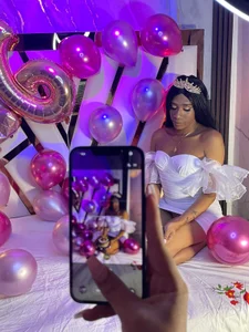 amber_diior: my birthday ❤️ ( 4 фото)