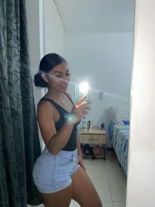 KayleeJones7 me 💋 Pic 9