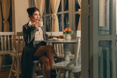 AmyArmstrong Light, Lace, and Coffee Pic 7