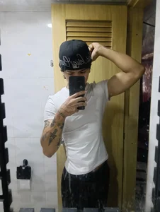 Tessarion_Black Public  5. f énykép