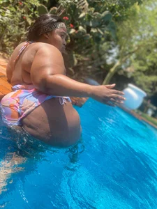 BigAssBBW24 Public Foto 5