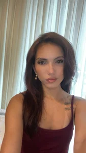 Public de hot_luma  3 Imagens