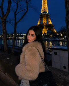 travel with me in paris🗼 de ParisianDoll Foto 8