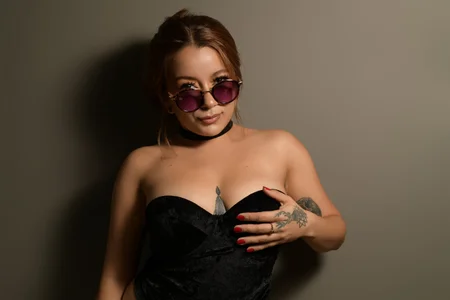 LiaCathaleya Fill my Space Pic 7