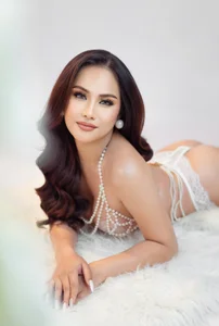 Midnight_Oasis "The pearl is the queen of gems and the gem of queens🐚✨ Billede 3