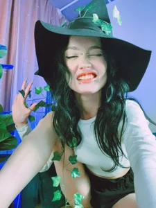 witch turned into frog!!!