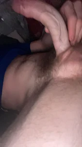 guyguy445s XXX nøgenfoto 1