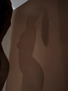 HoneyDolllXXX Shadows in my...☯️ Pic