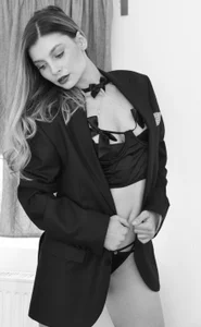 Sellena_love Your clothes on my body Εικόνα 3