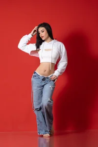 CarolineEvanss_11 Public Εικόνα 3