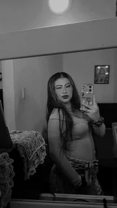 Laura__sofiaa Public - {count, plural, one {תמונה אחת} two {שתי תמונות} many {# תמונות} other {# תמונות}}