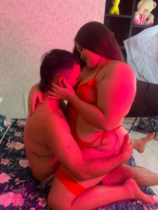 Valeria_AndJones Public Pic 5