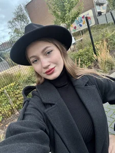 evelene ♥️ Pic 3