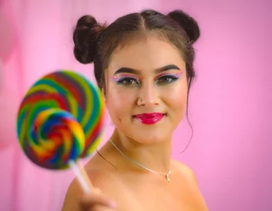 Jaslyn__Smith I want to be your sugar terron and you suck all 🍭🍡  4টি ছবি