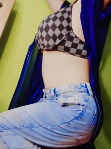 Sexy_Teacher0 Public Pic 2