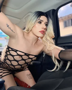 sasha_titanx_ I'm Sasha. Welcome! Kuva 3