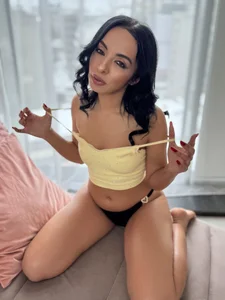 NicolleTores It's getting hot in here 😈👀 Pic 7