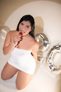 BritanyBrown_ its my birthday 🩷 Pic 4