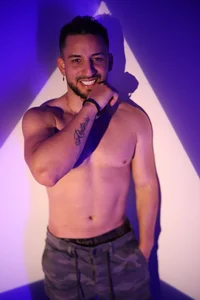 DYLAN od Dylann_Carter  2 snímek