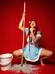 Sarah_Jhonson Your sensual maid Pic 5