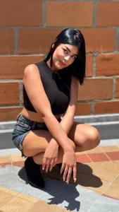 KikiPLayXXX Public Foto