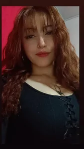 aura_r Public Pic 3