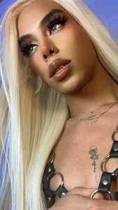 DanniLee_ KISS MY WET LIPS 🖤✨ зображення 3