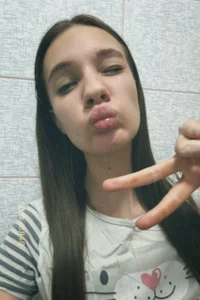 make me 😃 de ShaeHeeter  2 Imagens