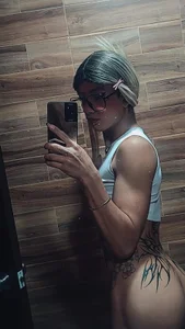 noah420sr kullanıcısının I am a pretty girl 😍❤️ albümü -  3 fotoğraf