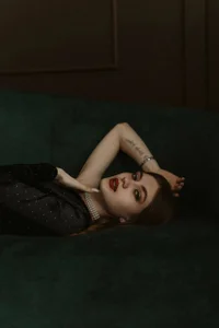 Cherry_Price Public Foto 4