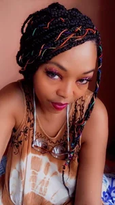 Ladyzee25 Public Pic 5