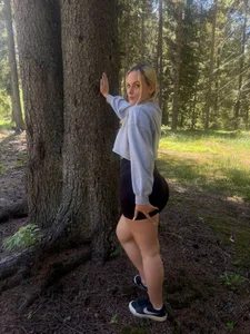 therealevasin forest session Pic 5