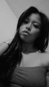 Assia_Roos Public Foto