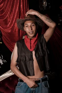 Domminick18 Let's start riding Pic 2