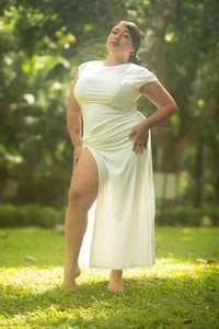 Dojaaiisha Desires in Nature🌺🌞  2টি ছবি